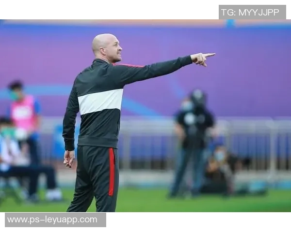 贾府技术总监克罗斯即将离任小克鲁伊夫等人或成接替人选