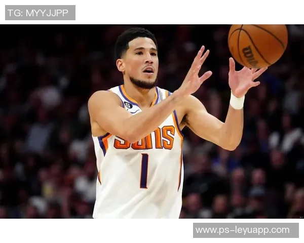 布克全能表现助力球队胜利16投10中罚球9中11贡献30分9篮板5助攻2抢断正负值高达21